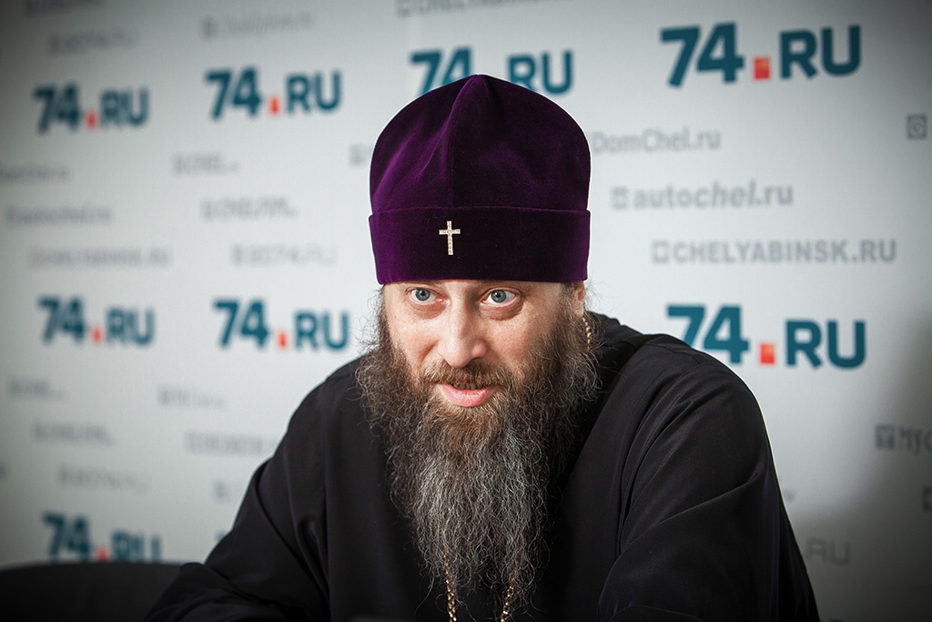 Митрополит Челябинский и Миасский Никодим верен традициям церкви. Считается, что борода помогает идентифицировать священнослужителей в толпе Митрополит Челябинский и Миасский Никодим верен традициям церкви. Считается, что борода помогает идентифицировать священнослужителей в толпе