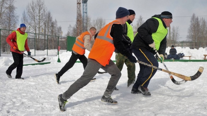 «Айсмены», «30 пивоваров» и «Луна»: в Архангельске встретятся любители русского хоккея в валенках