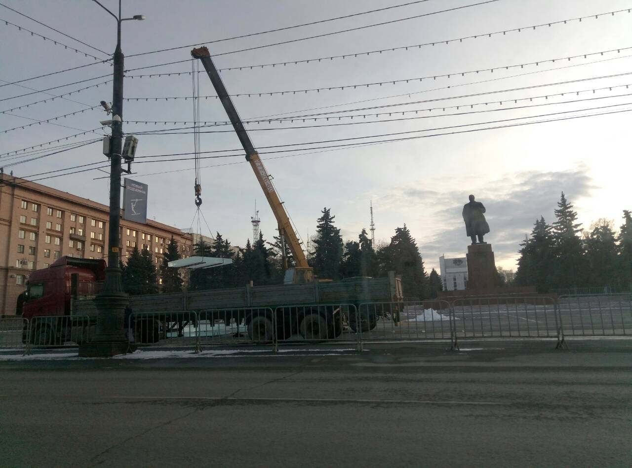 Главный ледовый городок официально откроют в конце декабря Главный ледовый городок официально откроют в конце декабря