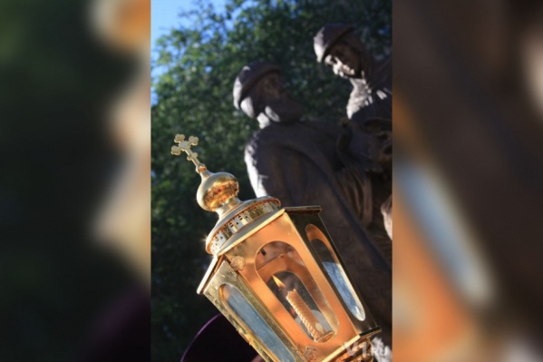 Памятник Петру и Февронии появился на живописном берегу в Средней Ахтубе Памятник Петру и Февронии появился на живописном берегу в Средней Ахтубе