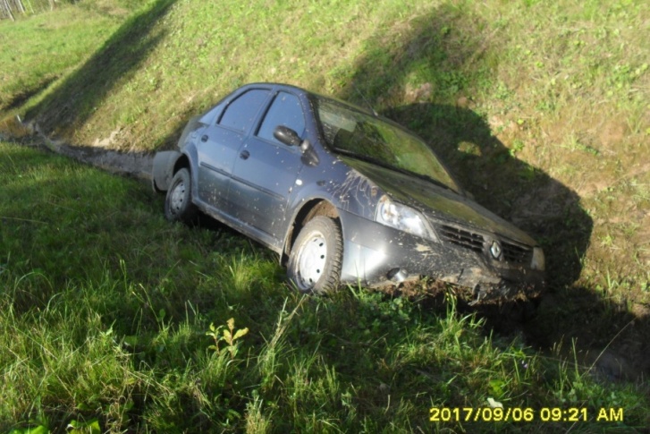 Водитель гнал с Псковской области без отдыха и уснул Водитель гнал с Псковской области без отдыха и уснул