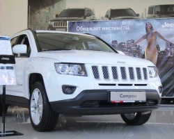 Обновленный кроссовер Jeep Compass теперь можно купить в Тюмени