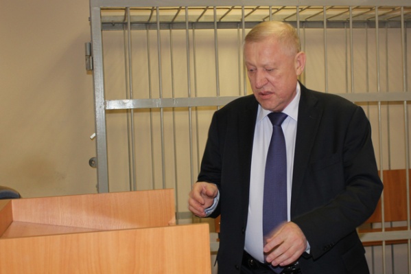 Евгений Тефтелев просил отпустить его с заседания чистить город Евгений Тефтелев просил отпустить его с заседания чистить город