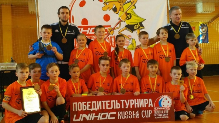 Новодвинцы стали победителями международного турнира по флорболу