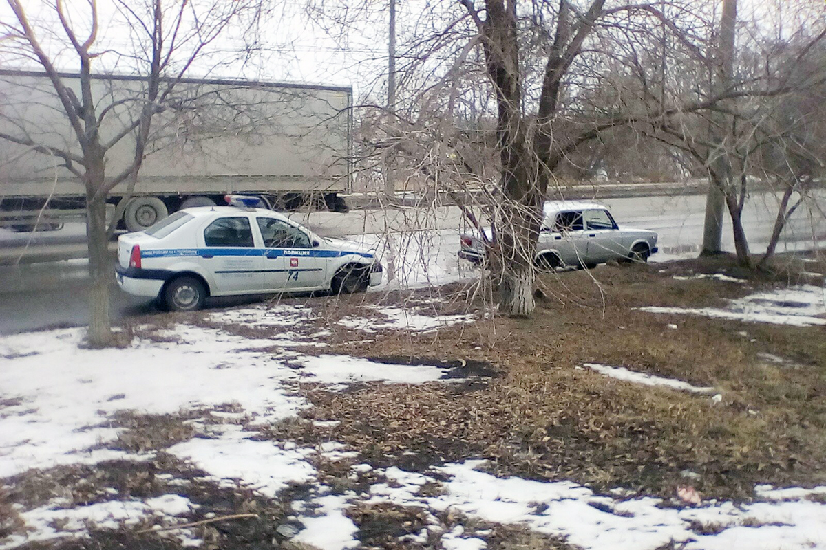 Все обстоятельства аварии предстоит выяснить ГИБДД Все обстоятельства аварии предстоит выяснить ГИБДД