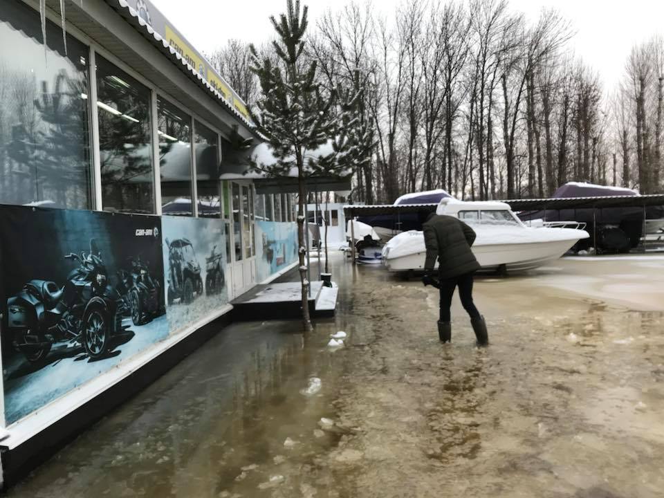 Уровень воды сейчас 20–30 сантиметров Уровень воды сейчас 20–30 сантиметров