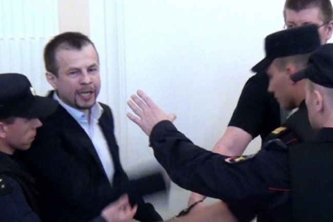 Евгений Урлашов просит о помиловании Евгений Урлашов просит о помиловании