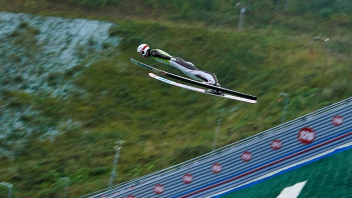 Пермяк стал призером летнего Гран-при по прыжкам на лыжах с трамплина