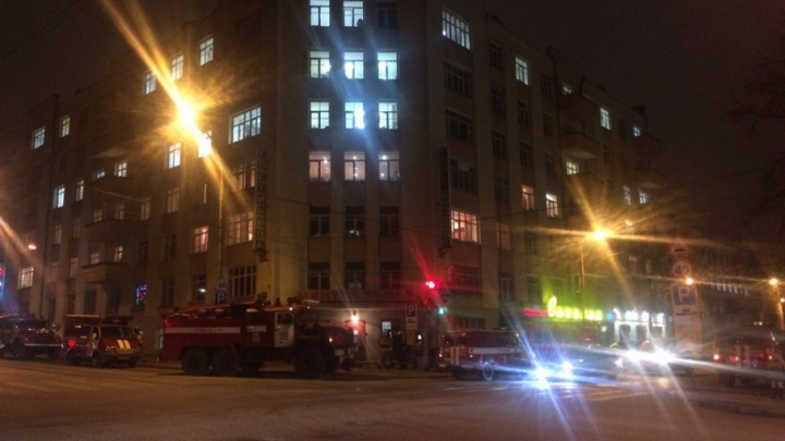 В Перми из-за возгорания эвакуировали 60 человек из гостиницы «Центральная»