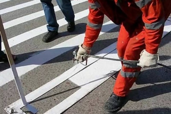 Более 18 тысяч квадратов покроют краской, 24,5 тысячи — пластиком Более 18 тысяч квадратов покроют краской, 24,5 тысячи — пластиком