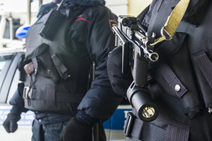 За нападение на полицейского мужчина отсидит 1,5 года в колонии За нападение на полицейского мужчина отсидит 1,5 года в колонии