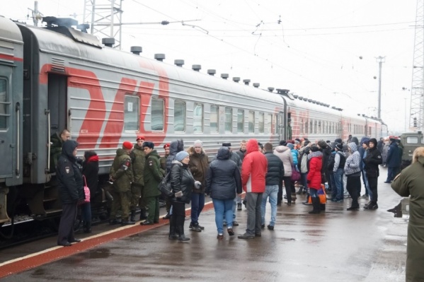Пассажиры электрички стали очевидцами этого страшного происшествия Пассажиры электрички стали очевидцами этого страшного происшествия