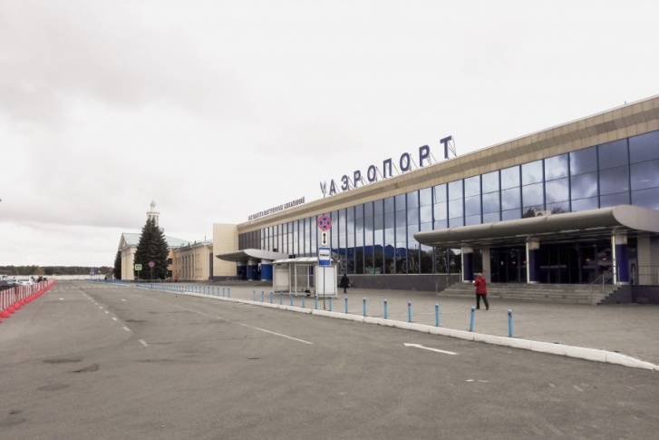 Автобусы до аэропорта будут ходить в два раза реже Автобусы до аэропорта будут ходить в два раза реже