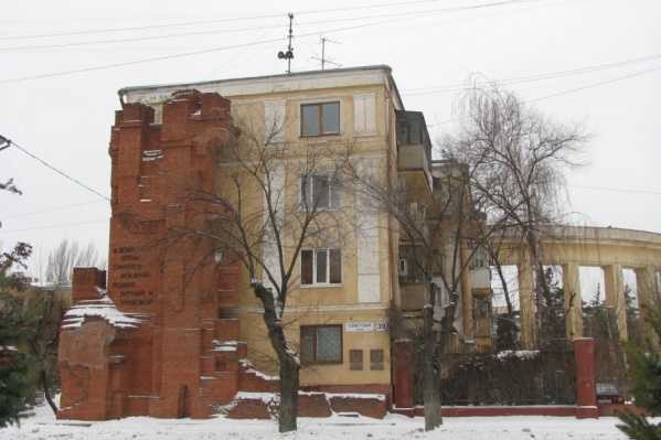 Дом Павлова не видел капитального ремонта 44 года Дом Павлова не видел капитального ремонта 44 года