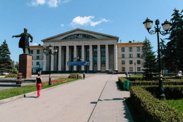 Здание построили в 1959 году Здание построили в 1959 году