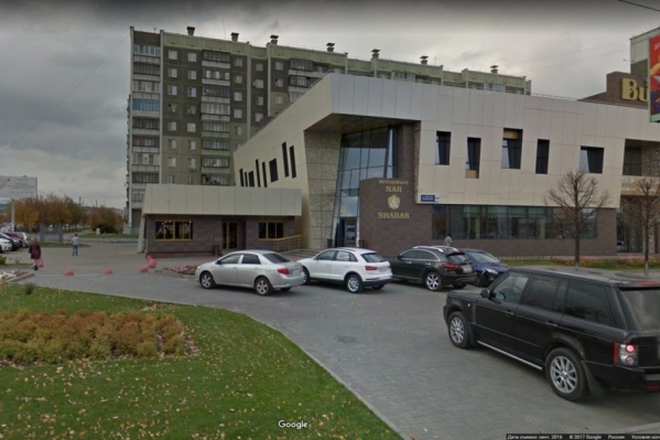 К моменту прибытия МЧС сотрудники ресторана справились с ЧП самостоятельно К моменту прибытия МЧС сотрудники ресторана справились с ЧП самостоятельно