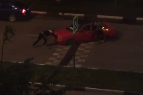 Авто не смогло преодолеть барьер Авто не смогло преодолеть барьер