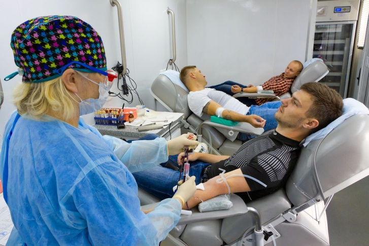 В рамках донорской акции собрали 16 литров крови