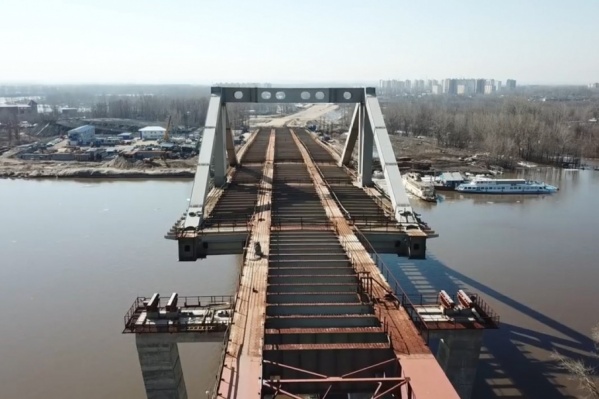 Стоимость строительства моста оценивают в 12,3 миллиарда рублей Стоимость строительства моста оценивают в 12,3 миллиарда рублей