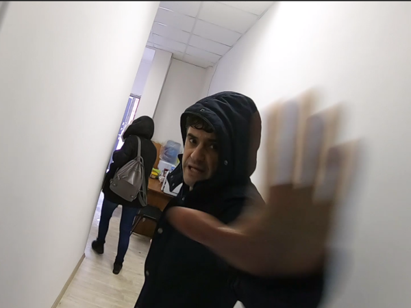 кадр из видео