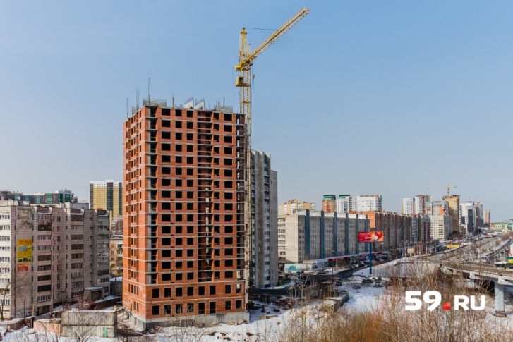 Дом планируют сдать в середине 2019 года Дом планируют сдать в середине 2019 года