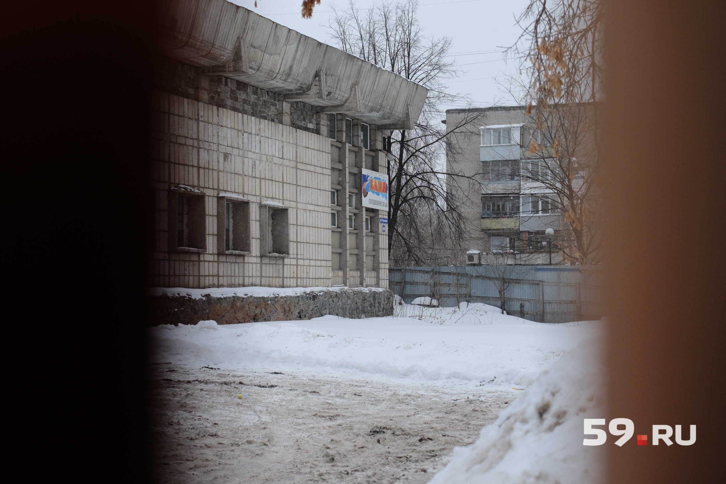 Именно этот пустырь не дает спать спокойно чиновникам, уверены арендаторы Именно этот пустырь не дает спать спокойно чиновникам, уверены арендаторы