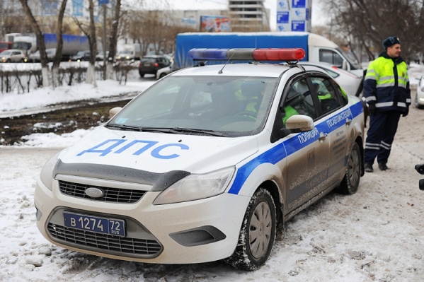 Попытка подкупить инспекторов ГИБДД для тюменцев закончилась судом Попытка подкупить инспекторов ГИБДД для тюменцев закончилась судом