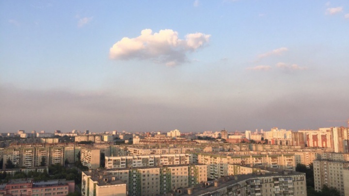 «Ерунда и провокация»: свердловчан запугивают ядовитым облаком из Челябинской области