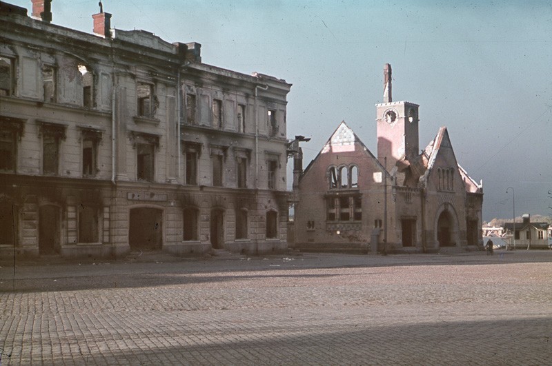 1941