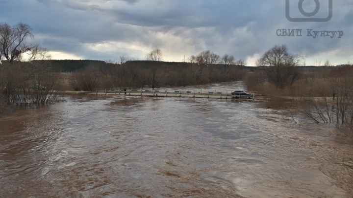 В Прикамье из-за половодья оказались затоплены два моста