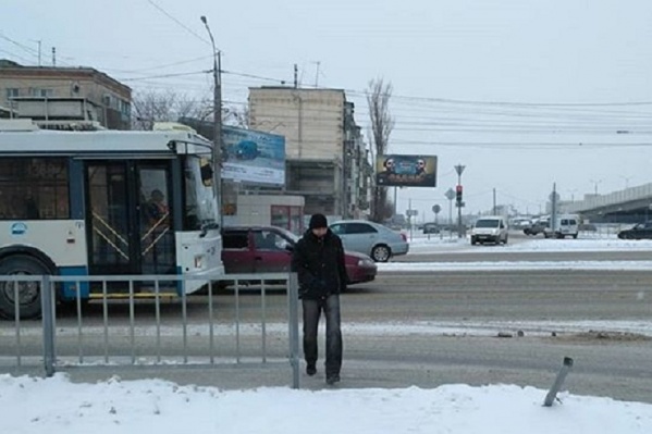 Пешеходы не хотят идти до новых светофоров Пешеходы не хотят идти до новых светофоров