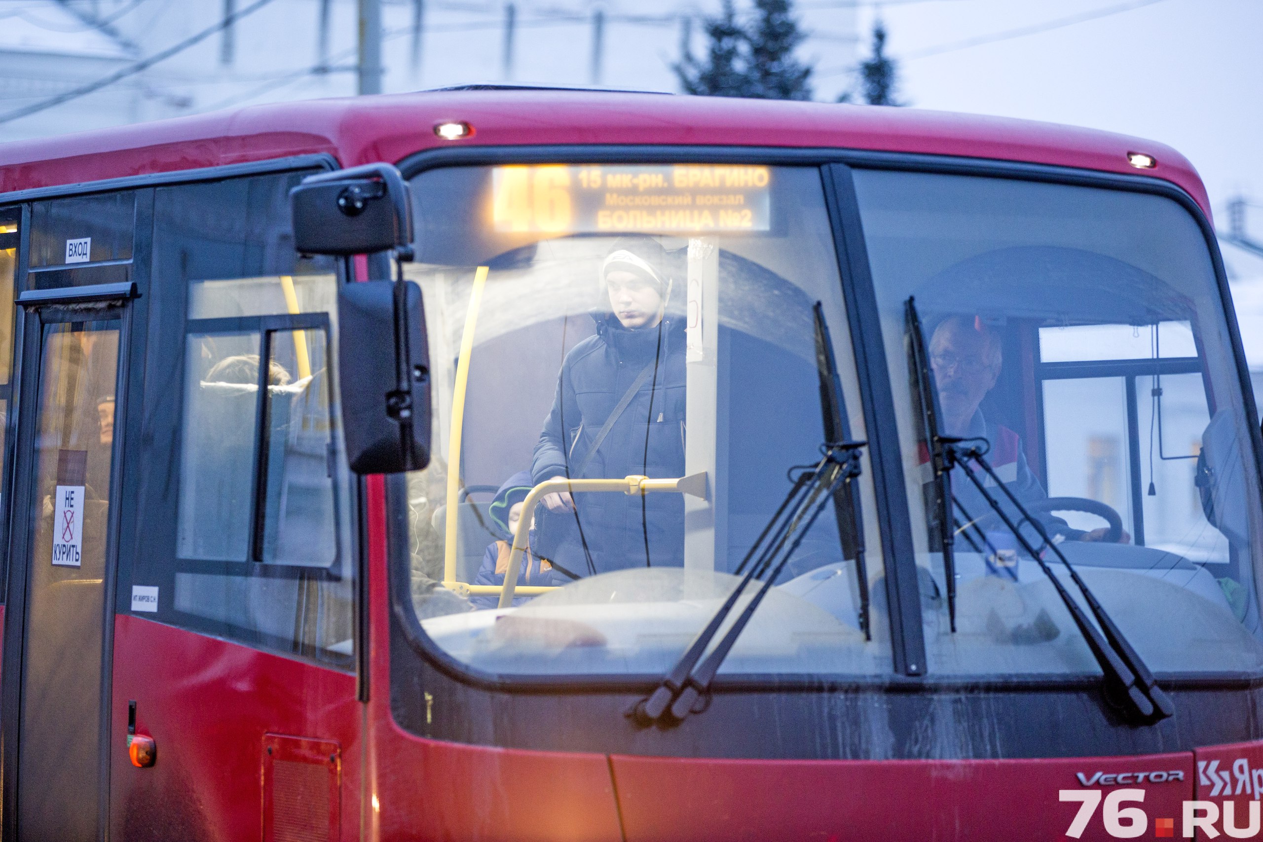 Мэр Ярославля настаивал, чтобы перевозчики заменили маршрутки именно на красные ПАЗы
