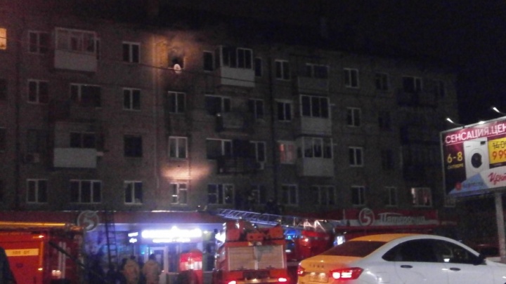 Пермяк, спасаясь от огня, выпрыгнул из окна квартиры на пятом этаже