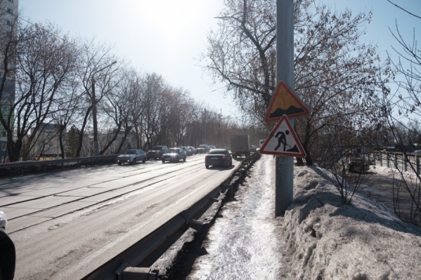 Этой весной в городе установят новые ограждения и дорожные знаки Этой весной в городе установят новые ограждения и дорожные знаки