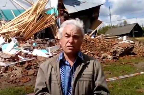 После обрушения школы жители Щучьего Озера просят помощи у президента После обрушения школы жители Щучьего Озера просят помощи у президента