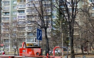 Из одного из окон дома на Бебеля выпал ребенок.
Из одного из окон дома на Бебеля выпал ребенок.