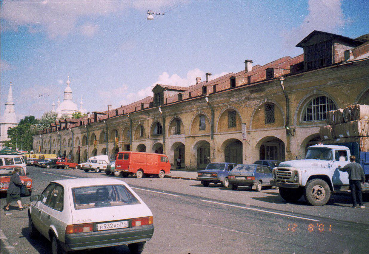 Андреевский рынок в Петербурге до укрепления и рестраврации, 2001 год
