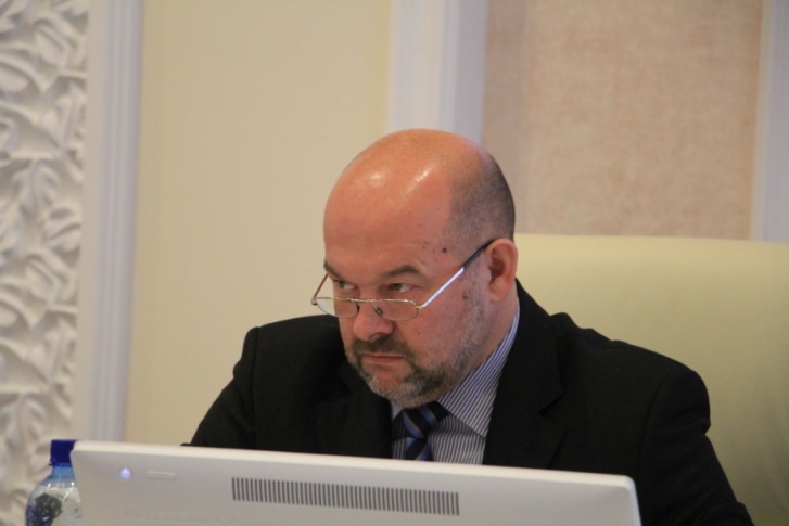 Губернатор Игорь Орлов заверил журналистов, что в марте перинатальный центр начнет работу Губернатор Игорь Орлов заверил журналистов, что в марте перинатальный центр начнет работу
