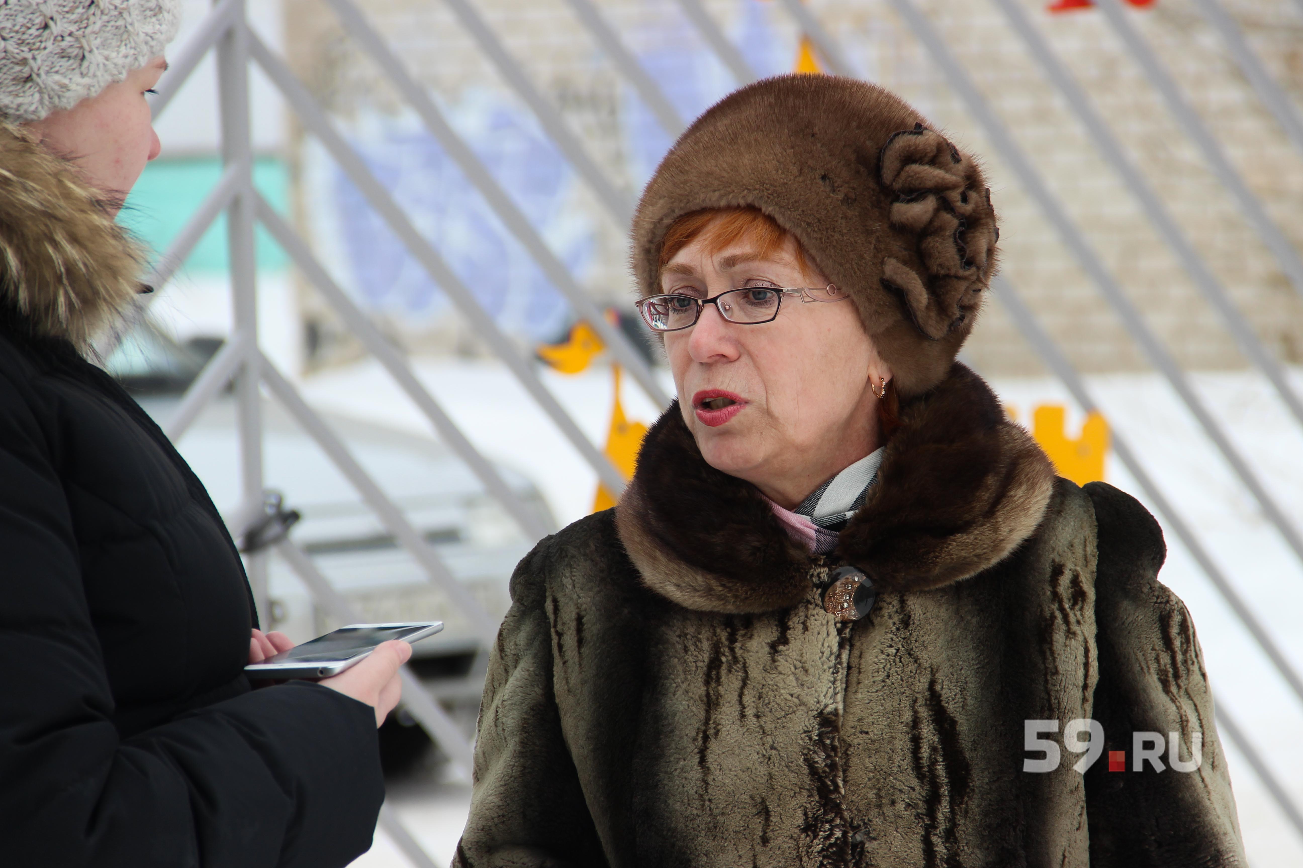 Начальник управления образования Краснокамска рассказала, что после побегов в садике установят видеокамеры и решат, как безопаснее водить детей на прогулку Начальник управления образования Краснокамска рассказала, что после побегов в садике установят видеокамеры и решат, как безопаснее водить детей на прогулку