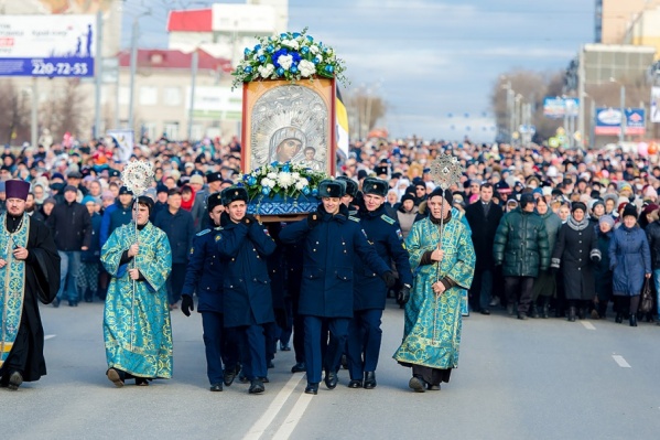 У верующих двойной праздник: День народного единства и Казанской иконы Божией Матери У верующих двойной праздник: День народного единства и Казанской иконы Божией Матери