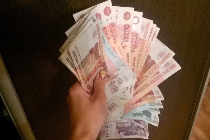 Ярославцы стали охотнее брать кредитки