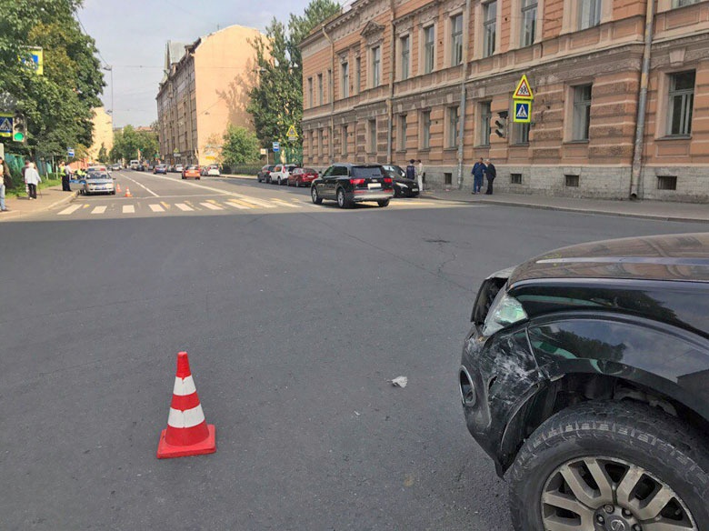 Фото из группы «Экстренный вызов Санкт-Петербург» в «ВК»