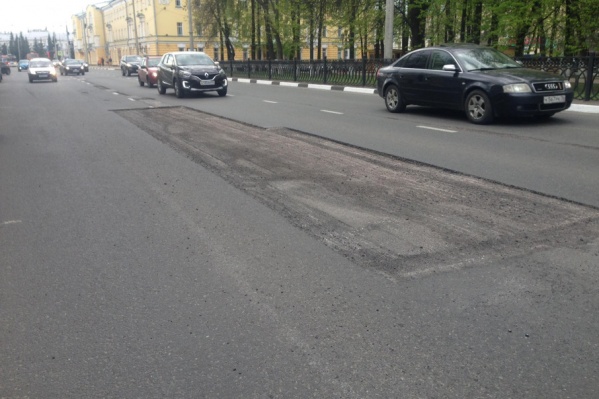 Улицу Первомайскую наконец залатают от ям Улицу Первомайскую наконец залатают от ям