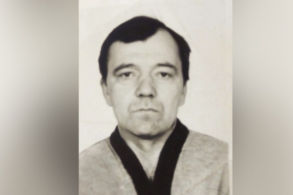 Анализов не было, но две недели мужчине с гнойной шишкой на горле твердили, что это онкология Анализов не было, но две недели мужчине с гнойной шишкой на горле твердили, что это онкология