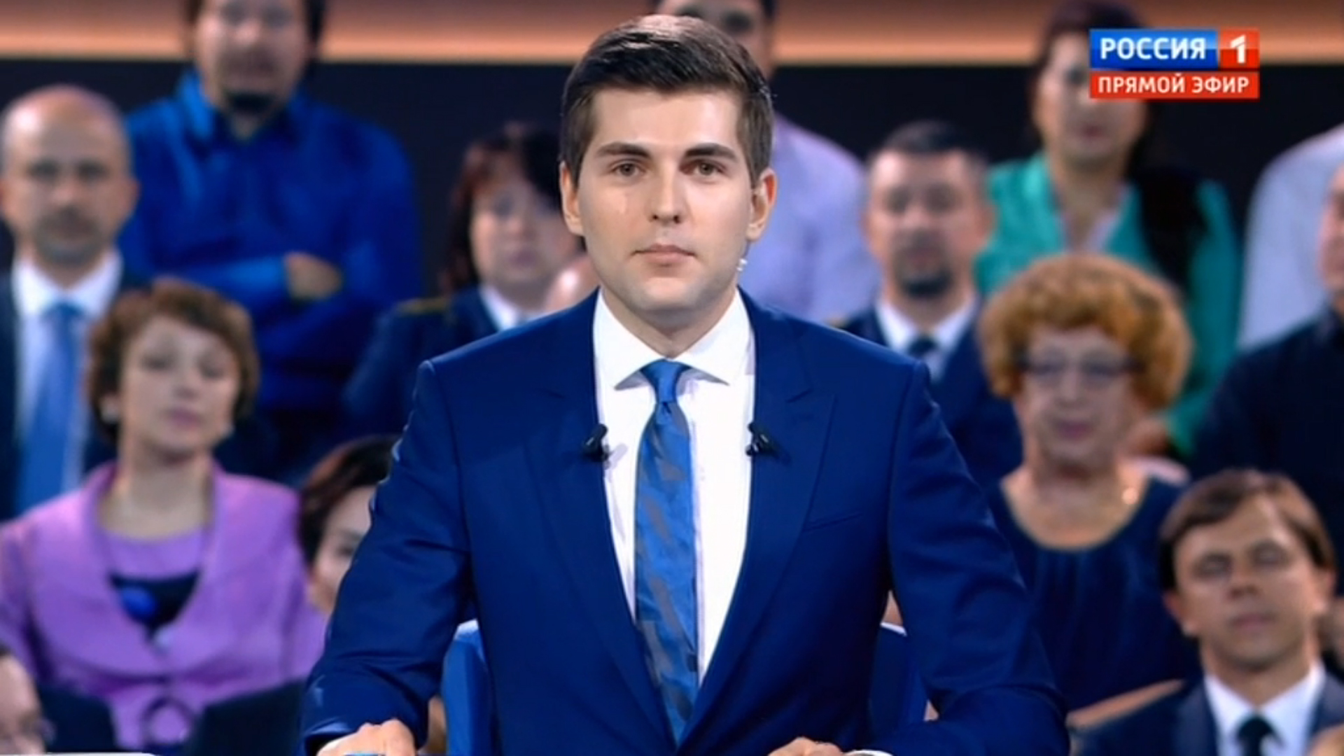 Один из ведущих – журналист Дмитрий Борисов