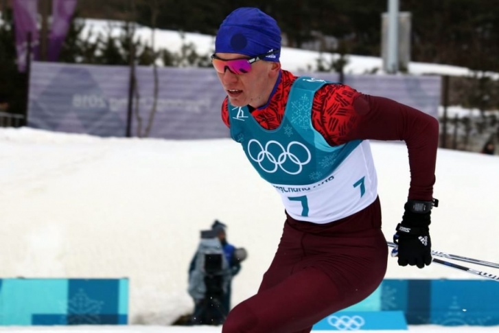 В 21 год он стал первым российским лыжником, которому удалось завоевать сразу четыре медали на одной Олимпиаде