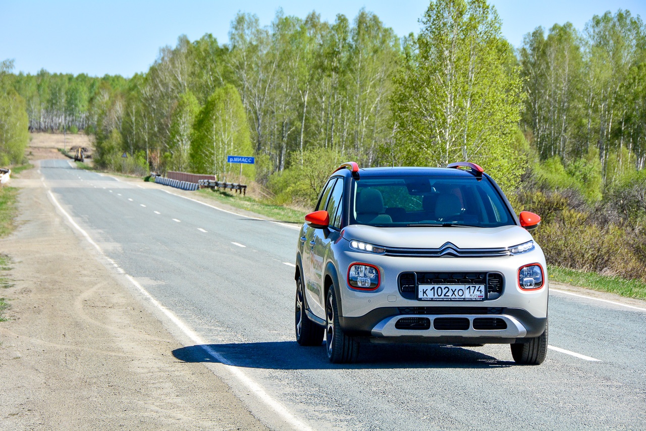 Дизайн? Мне нравится. Но споров будет не меньше, чем с Nissan Juke или Skoda Yeti Дизайн? Мне нравится. Но споров будет не меньше, чем с Nissan Juke или Skoda Yeti