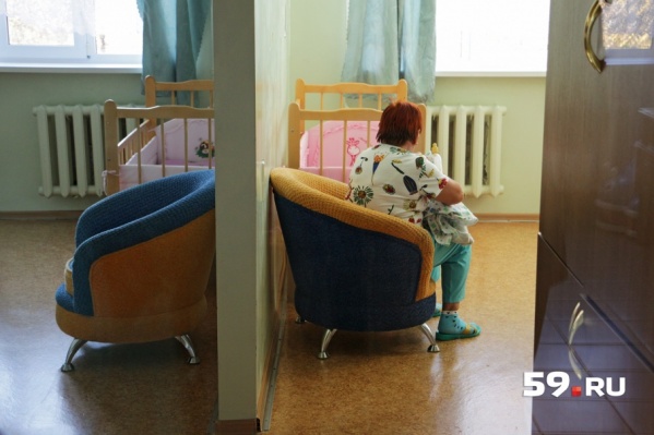 В доме ребенка воспитываются дети до четырех лет с поражением нервной системы и нарушениями психики В доме ребенка воспитываются дети до четырех лет с поражением нервной системы и нарушениями психики