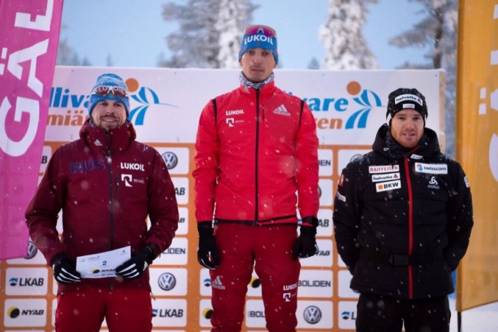 На первых международных стартах нового сезона тюменский лыжник опередил лидера сборной России Сергея Устюгова