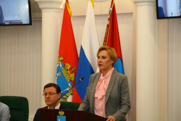 Елена Лапушкина во время принесения присяги Елена Лапушкина во время принесения присяги